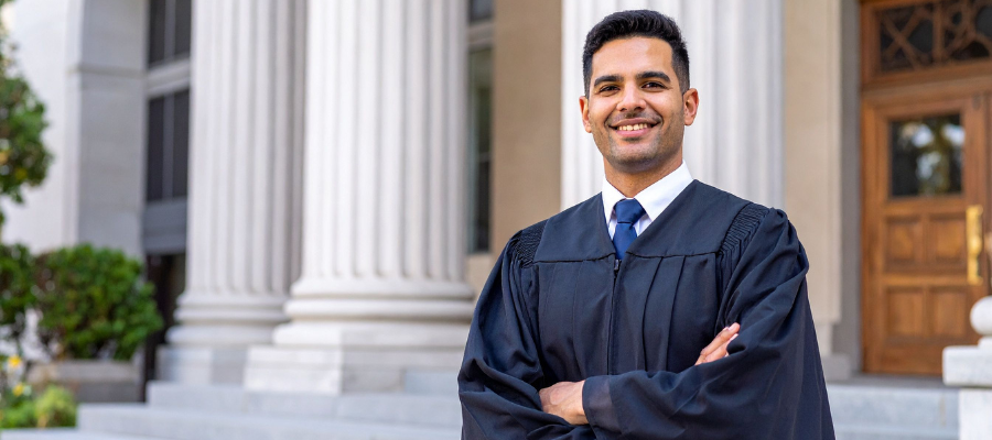 Start Your LLB Journey – College in Dehradun