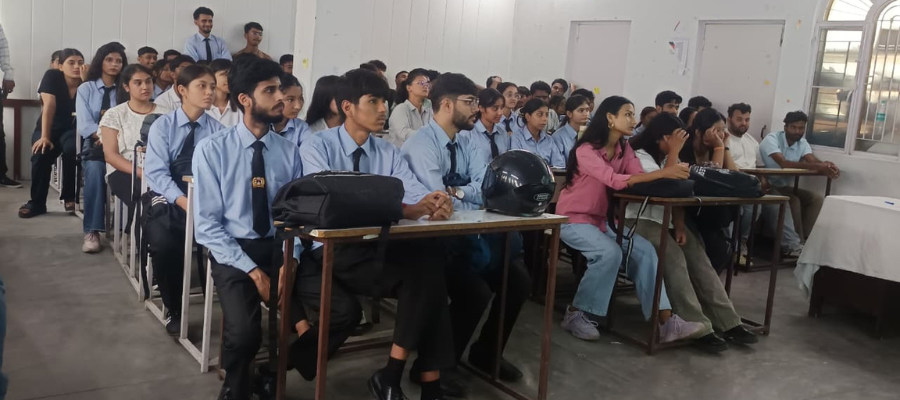 Future of Tech: AI & ML Workshop with Mr. Saud Ahmed – College in Dehradun