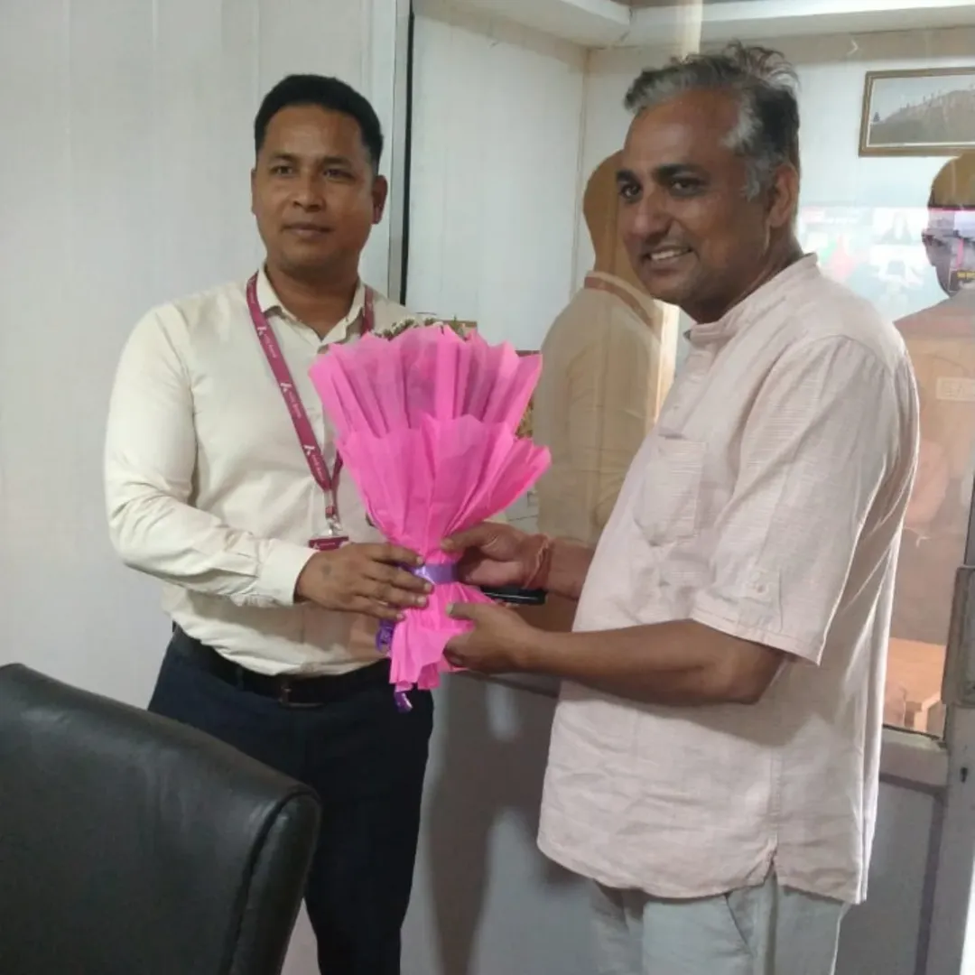 Dehradun: Ten Students from DD College, Nimbuwala, Secure Placements