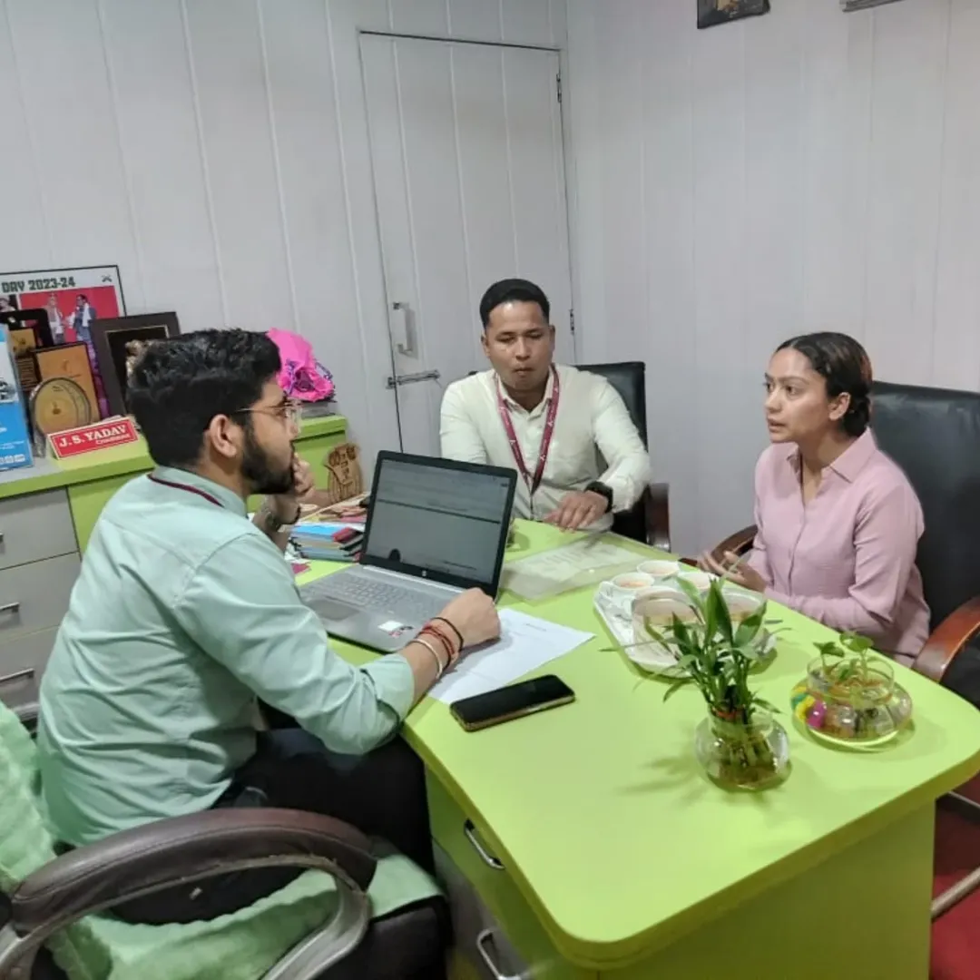 Dehradun: Ten Students from DD College, Nimbuwala, Secure Placements